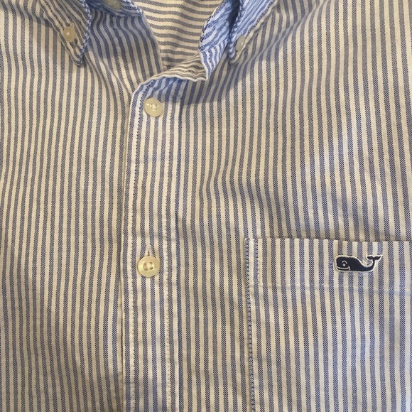Vineyard Vines men's classic Oxford cloth button down. Size large. NWOT - Picture 2 of 3
